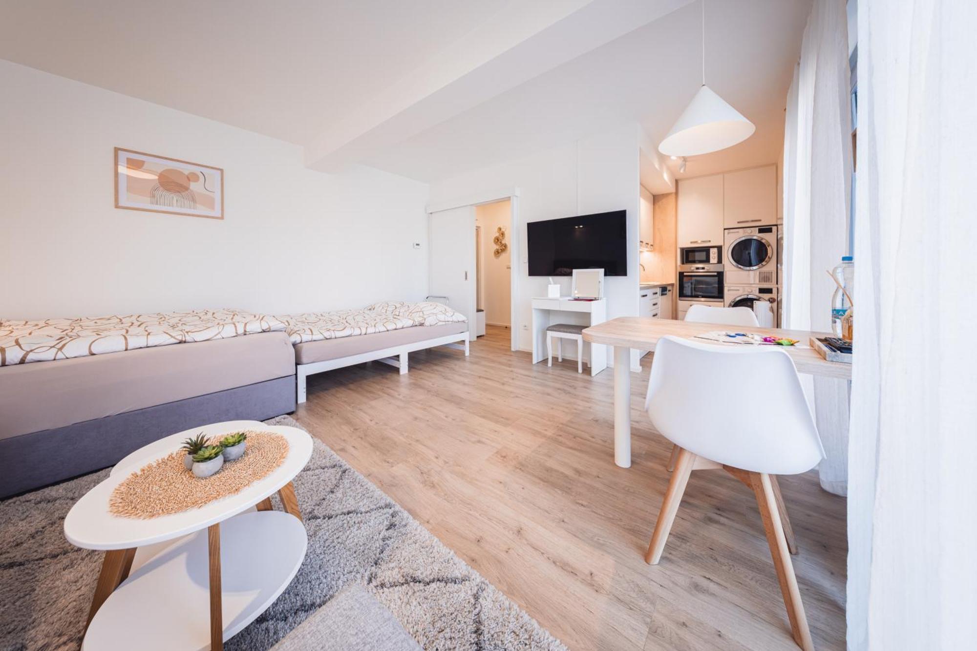 Rezidence Sadova Zlin Appartement Buitenkant foto