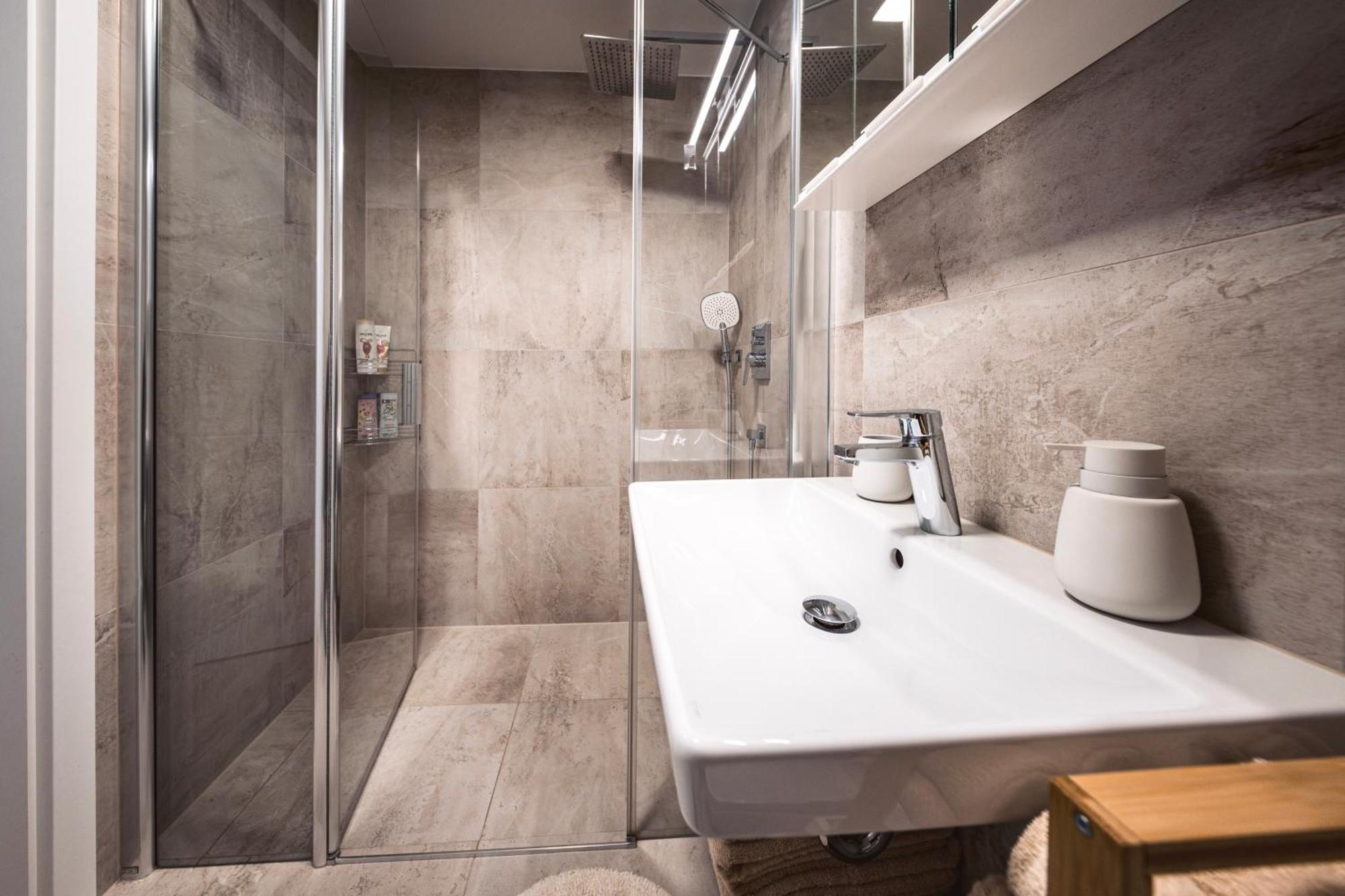 Rezidence Sadova Zlin Appartement Buitenkant foto